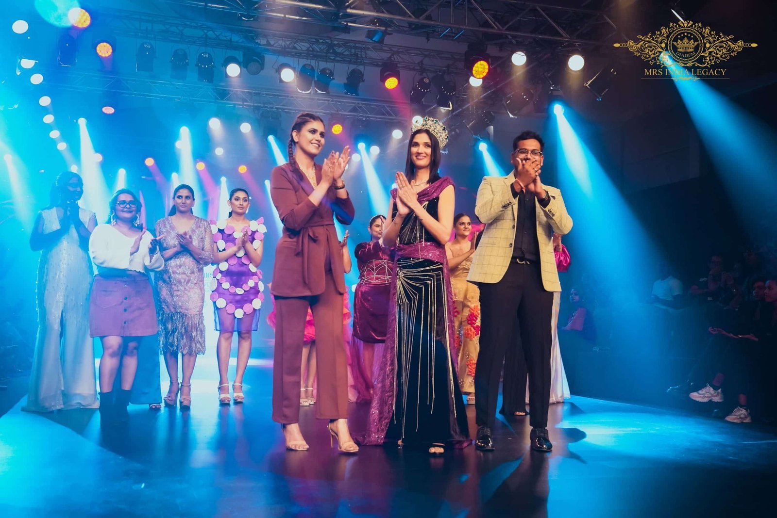 Defile De Mode Fashion Show